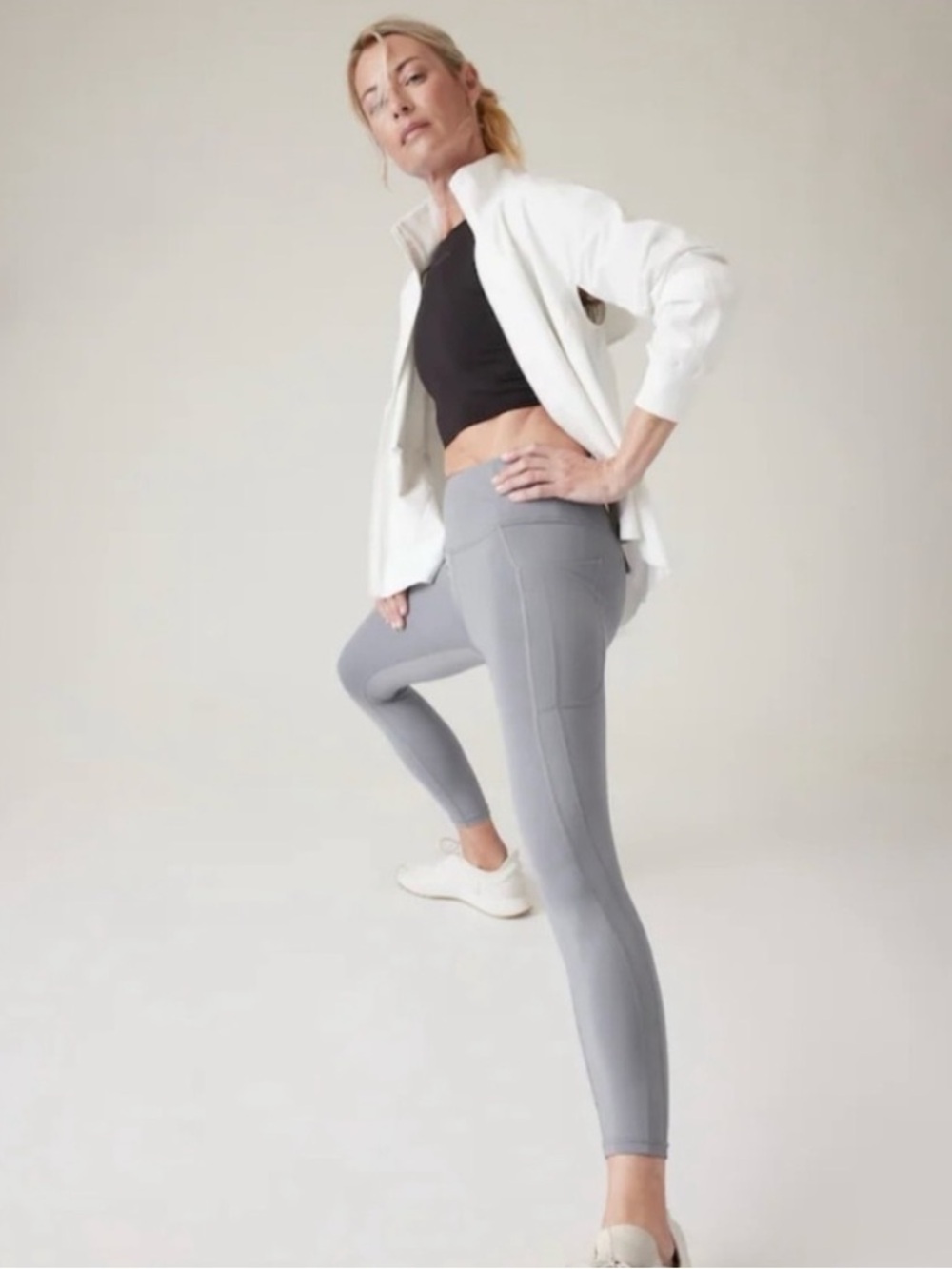 ATHLETA Ultimate Stash 7/8 Legging Coastline Blue Small